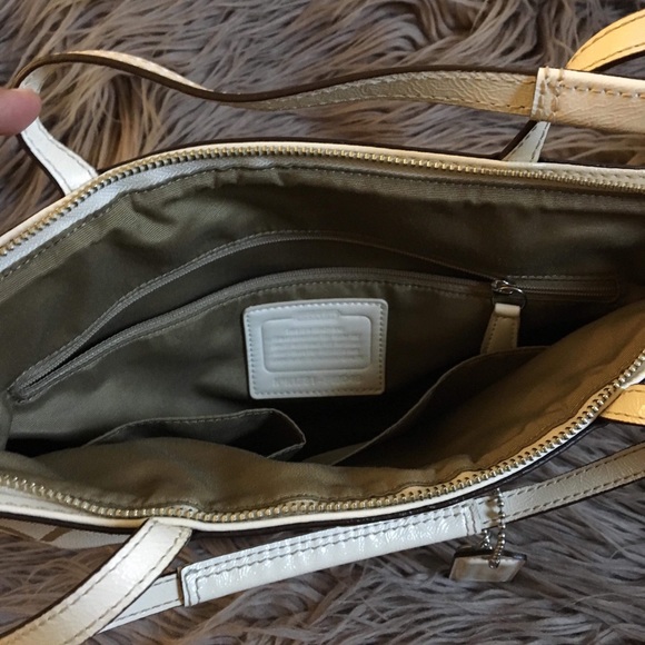 NWOT coach purse - Picture 5 of 6